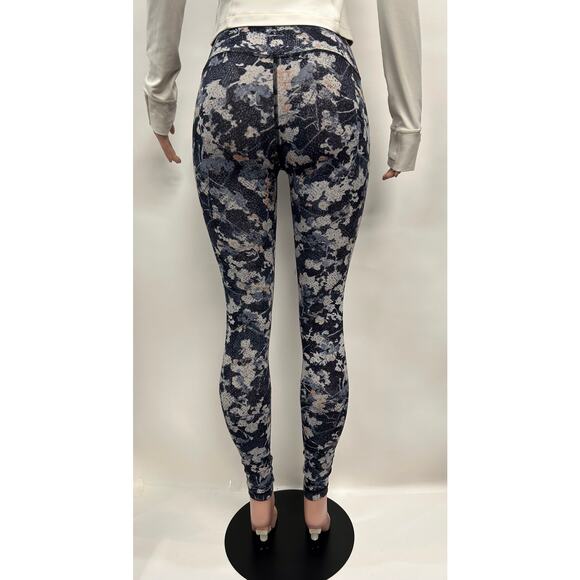 Lululemon Wunder Under Leggings - Picture 2 of 7